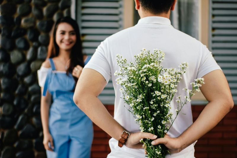 Topp Dating: Love Lessons Motivated by New Zealand's Many Renowned Duo
